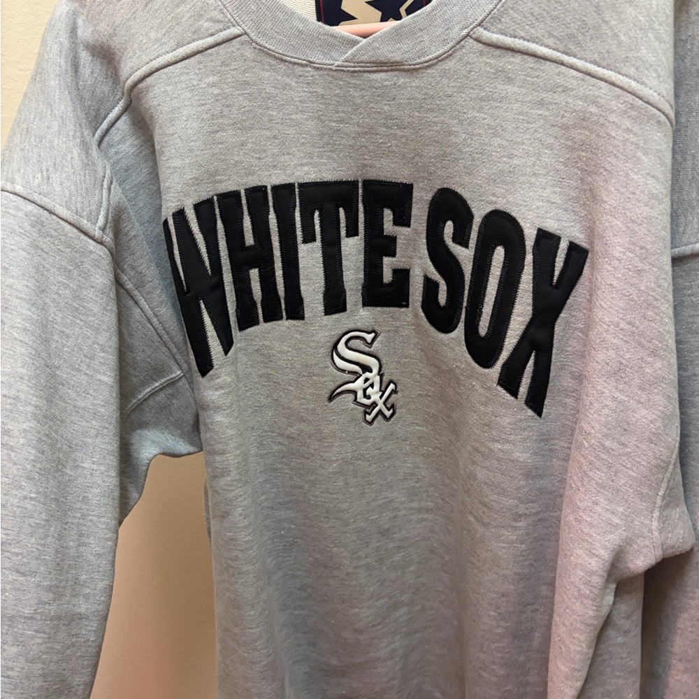 Starter Gray Sweatshirt